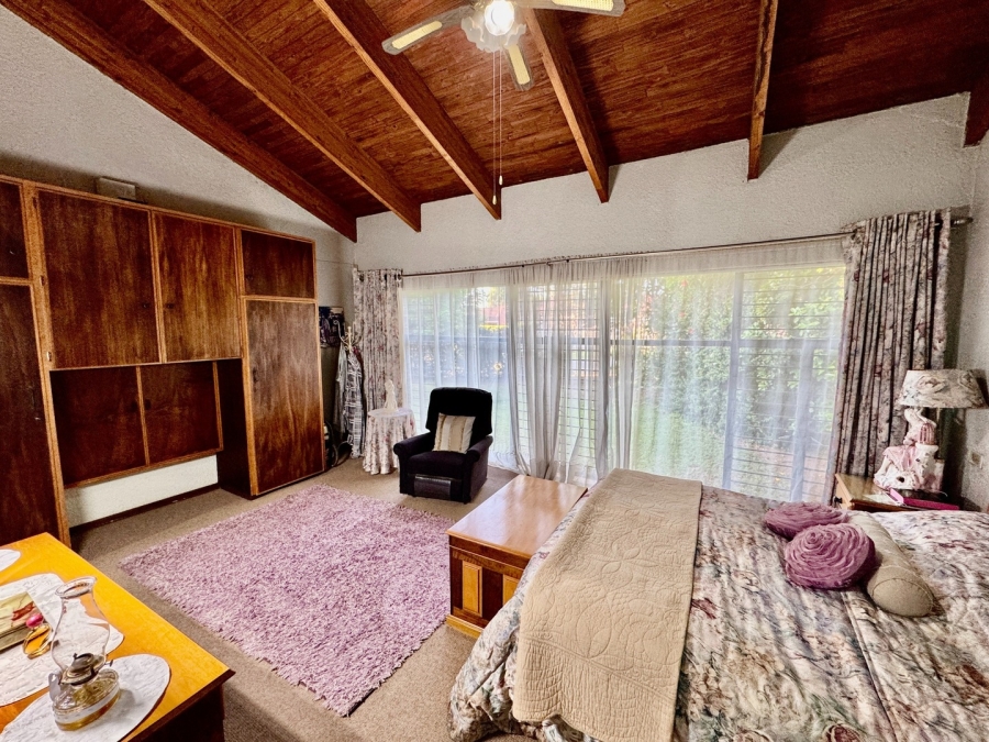 3 Bedroom Property for Sale in Van Der Hoff Park North West